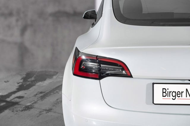 2022 TESLA MODEL 3 - 7