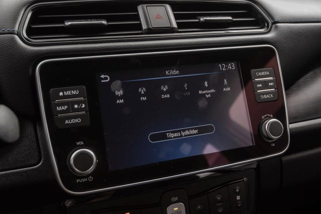 2019 NISSAN LEAF - 26