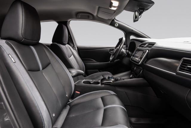 2019 NISSAN LEAF - 30