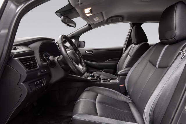 2019 NISSAN LEAF - 14