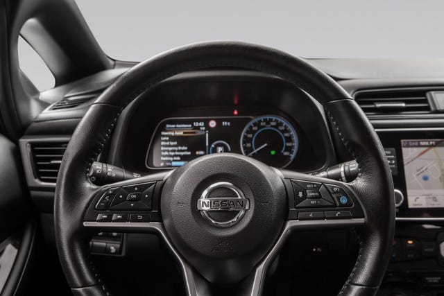 2019 NISSAN LEAF - 17