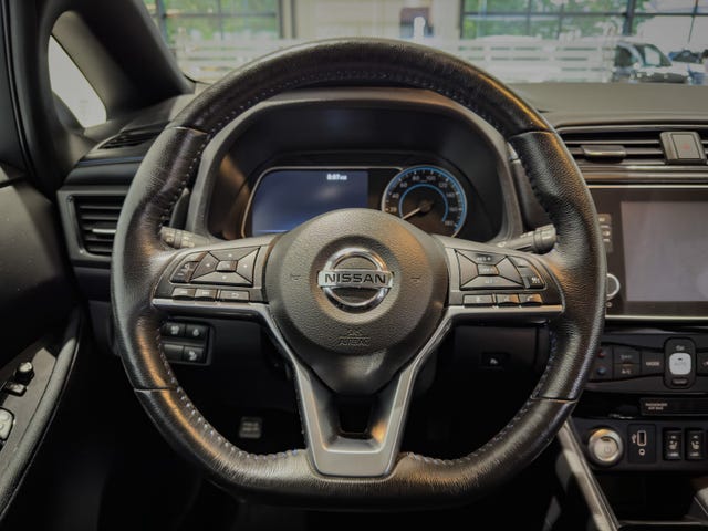 2019 NISSAN LEAF - 15
