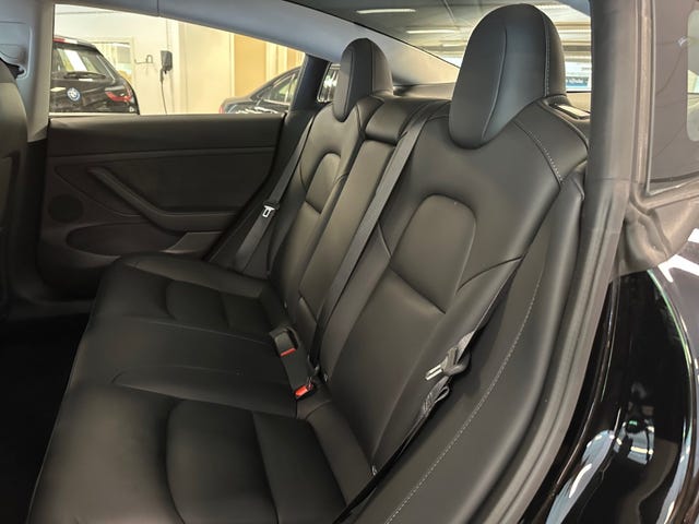 2022 TESLA MODEL 3 - 36