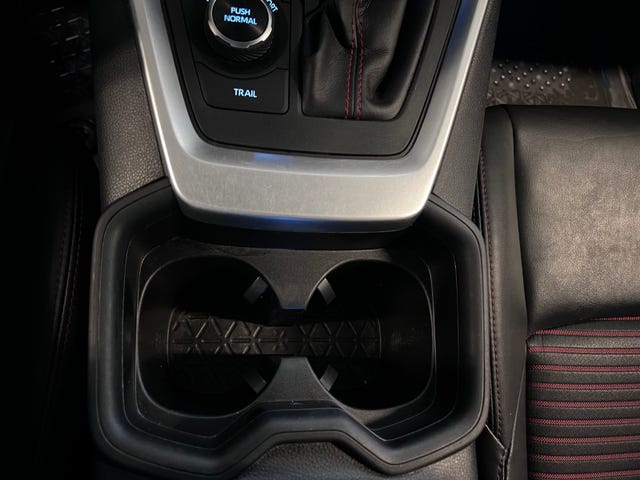 2021 TOYOTA RAV4 - 27