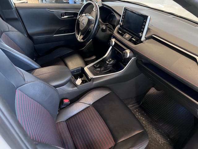 2021 TOYOTA RAV4 - 11