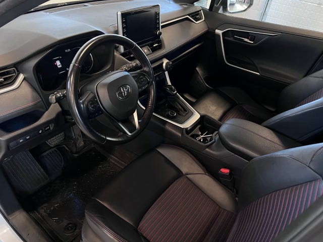 2021 TOYOTA RAV4 - 9