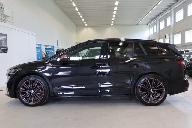 TMBLE7NY7NF023530 2022 SKODA ENYAQ-4