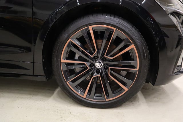 2022 SKODA ENYAQ - 10