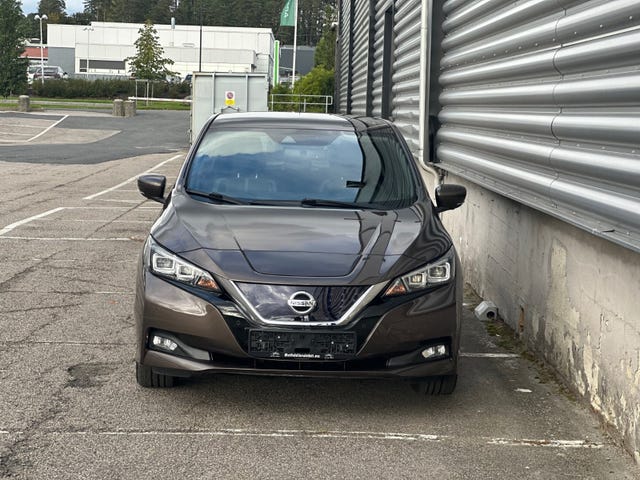 2019 NISSAN LEAF - 10