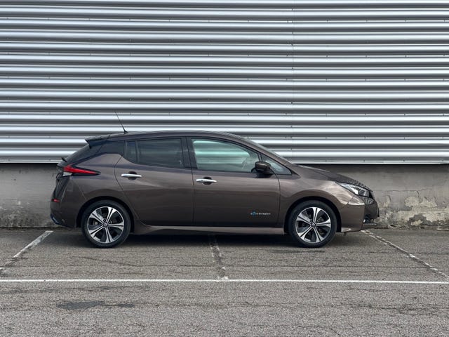 2019 NISSAN LEAF - 8