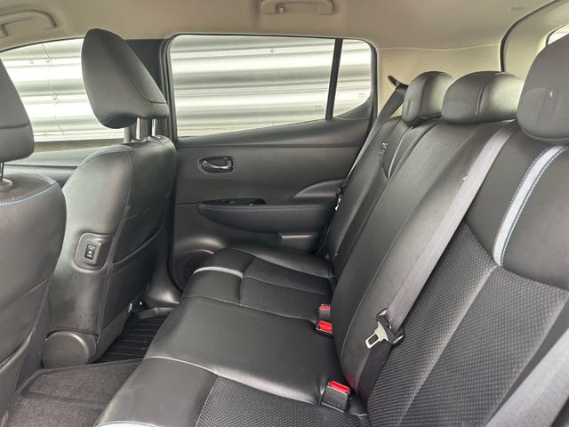 2019 NISSAN LEAF - 12