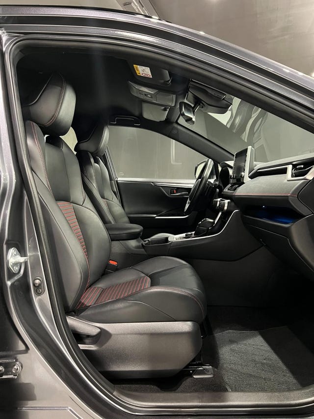 2021 TOYOTA RAV4 - 21