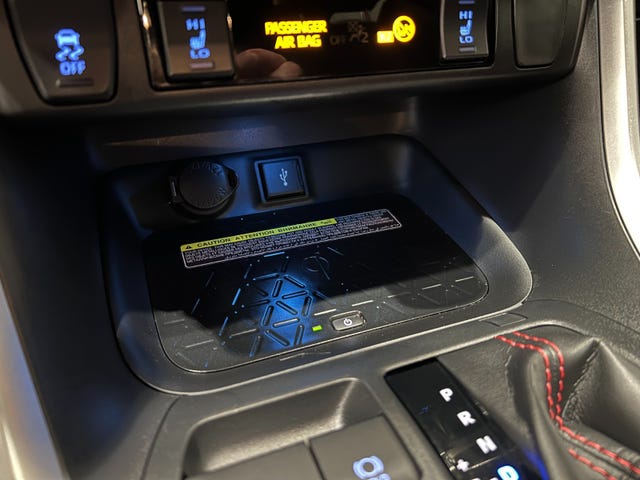 2021 TOYOTA RAV4 - 31