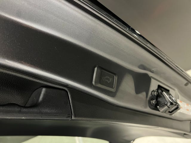 2021 TOYOTA RAV4 - 25