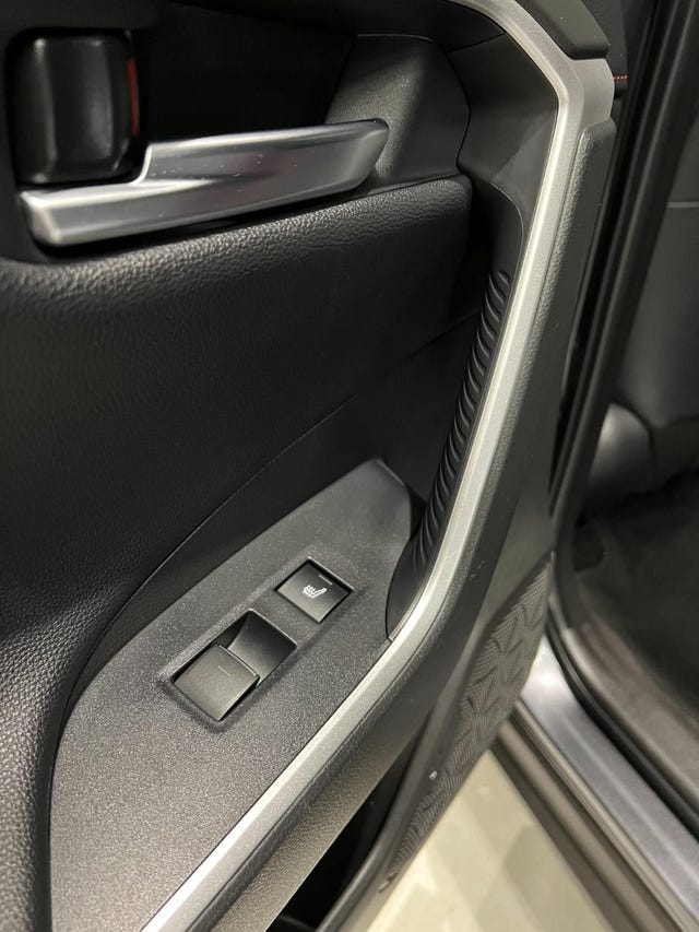 2021 TOYOTA RAV4 - 29