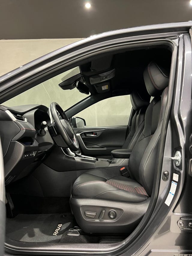 2021 TOYOTA RAV4 - 16