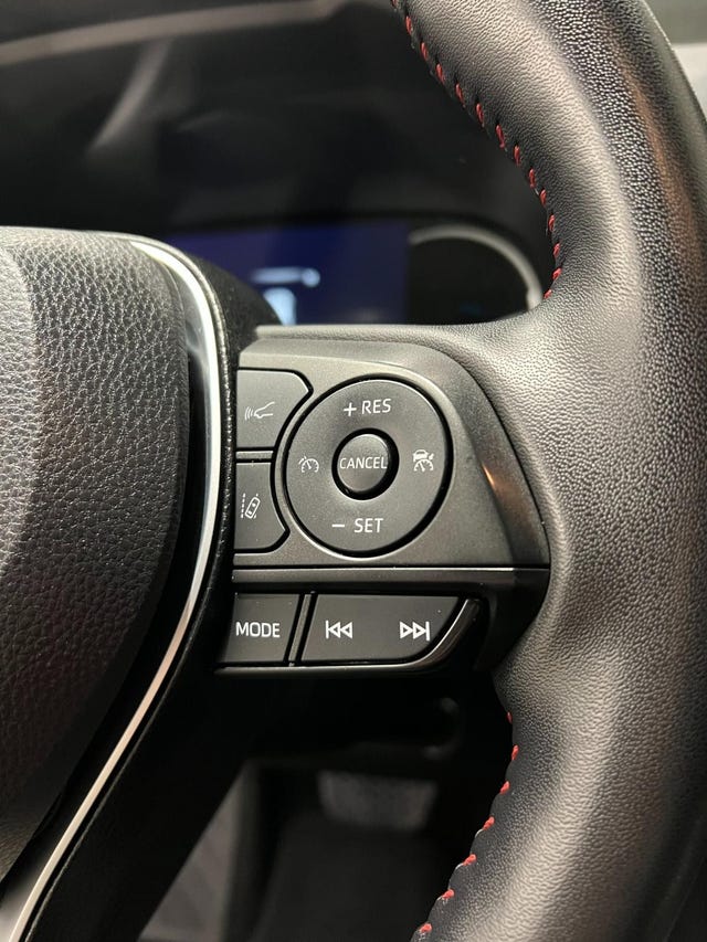 2021 TOYOTA RAV4 - 40