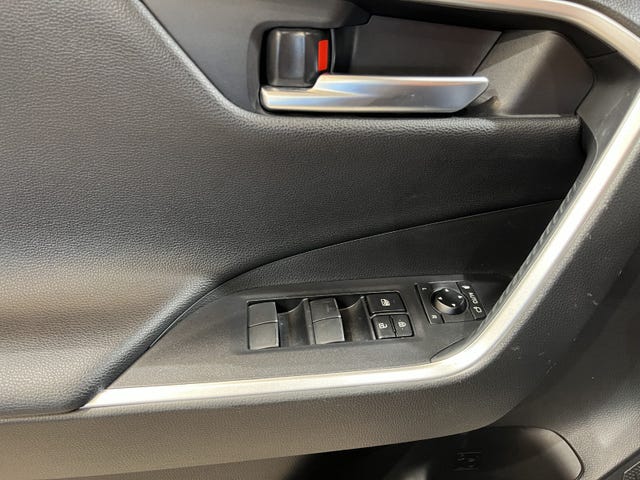 2021 TOYOTA RAV4 - 22