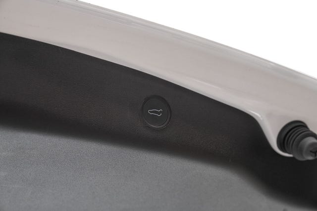 2022 TESLA MODEL 3 - 26