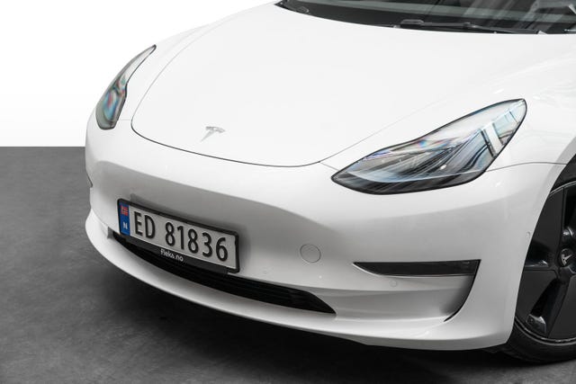 2022 TESLA MODEL 3 - 9