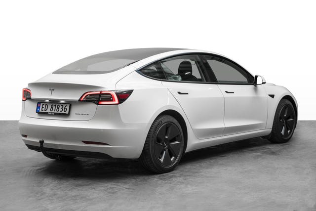 LRW3E7EKXNC509890 2022 TESLA MODEL 3-2