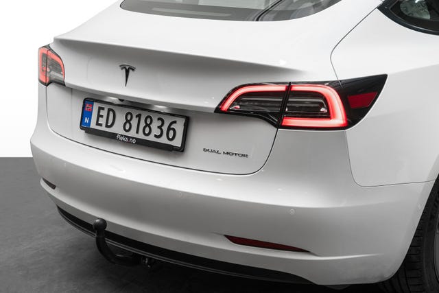 2022 TESLA MODEL 3 - 8