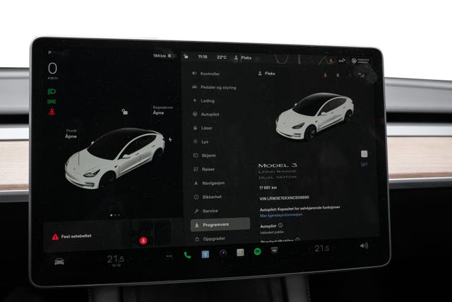 2022 TESLA MODEL 3 - 19