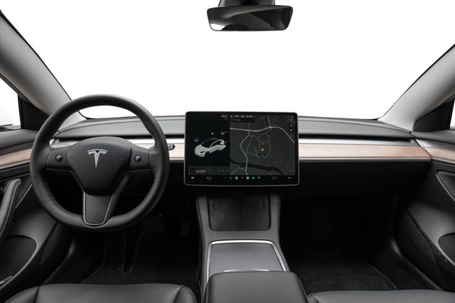 2022 TESLA MODEL 3 - 25
