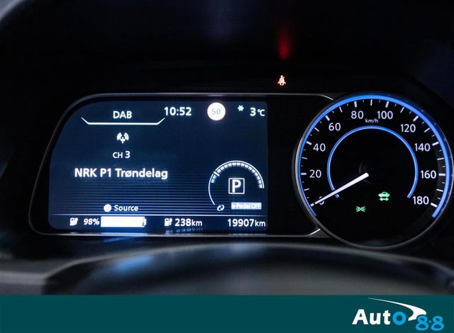 2021 NISSAN LEAF - 18