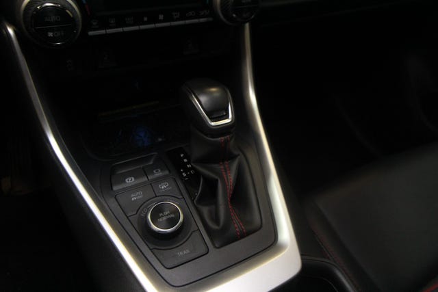 2021 TOYOTA RAV4 - 24