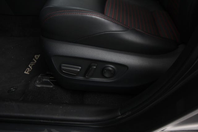 2021 TOYOTA RAV4 - 19