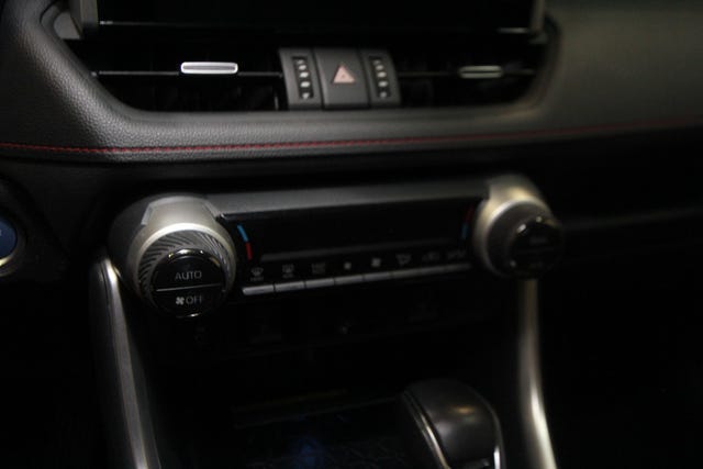 2021 TOYOTA RAV4 - 25