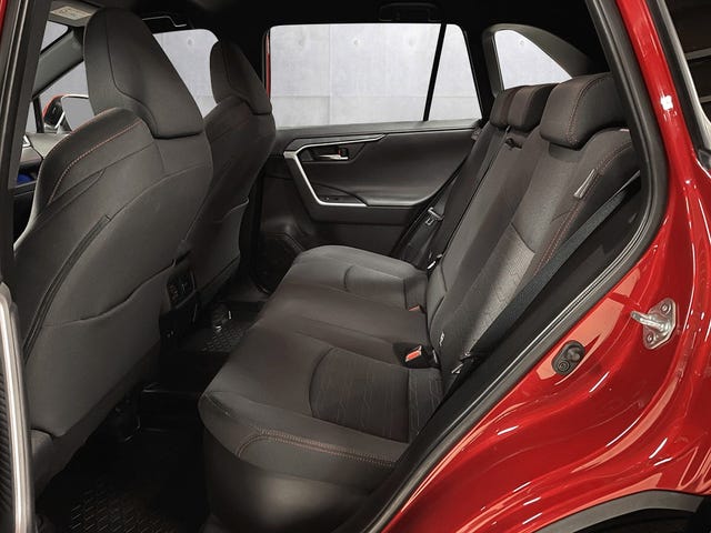 2021 TOYOTA RAV4 - 19