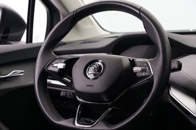 2022 SKODA ENYAQ - 11