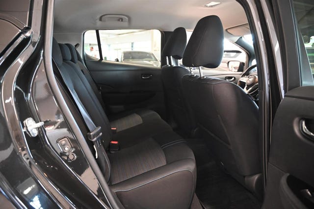 2019 NISSAN LEAF - 35