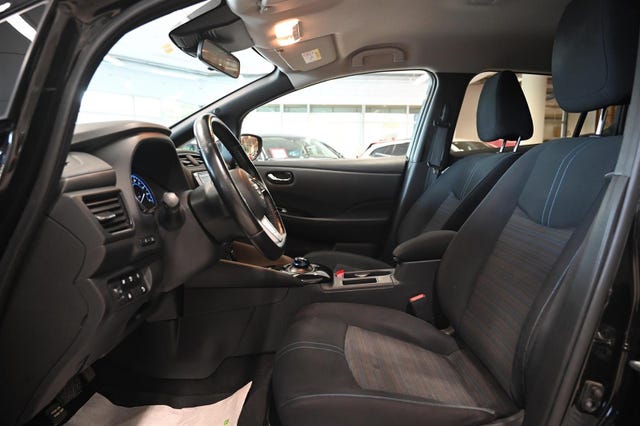 2019 NISSAN LEAF - 15