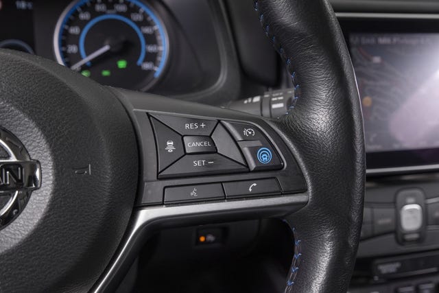 2019 NISSAN LEAF - 16