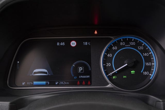 2019 NISSAN LEAF - 10