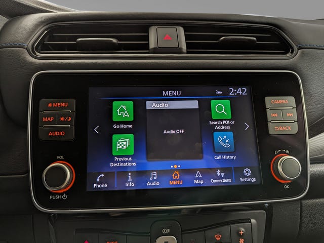 2021 NISSAN LEAF - 18