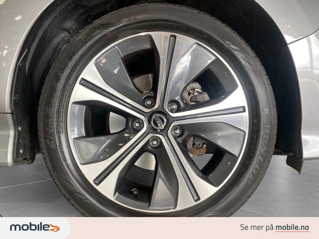 2019 NISSAN LEAF - 24
