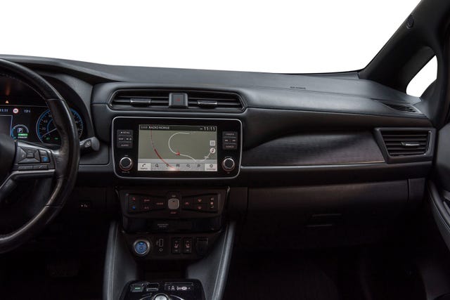 2019 NISSAN LEAF - 20