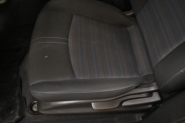2021 NISSAN LEAF - 9
