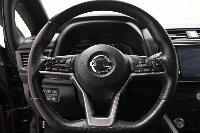 2021 NISSAN LEAF - 12