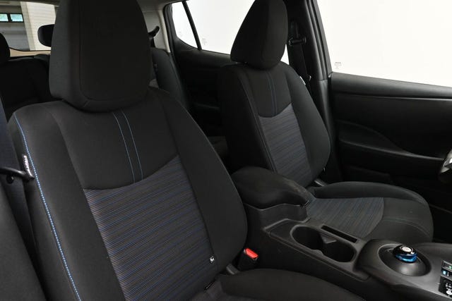 2021 NISSAN LEAF - 25