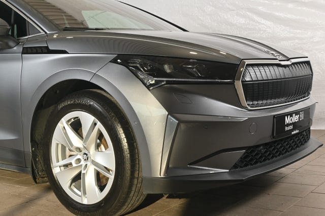 TMBLE9NY8NF044575 2022 SKODA ENYAQ-1