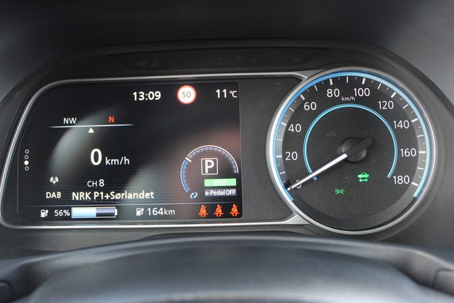 2021 NISSAN LEAF - 17