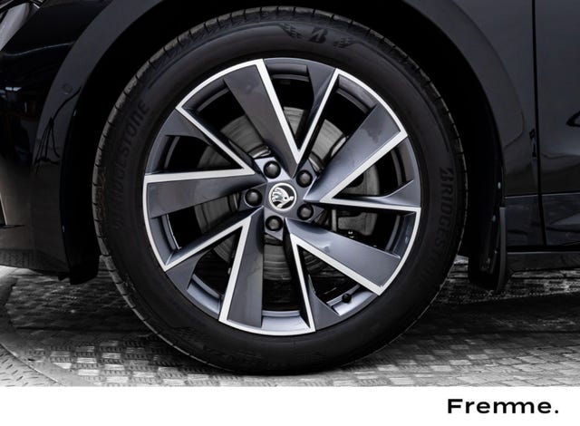 2022 SKODA ENYAQ - 26