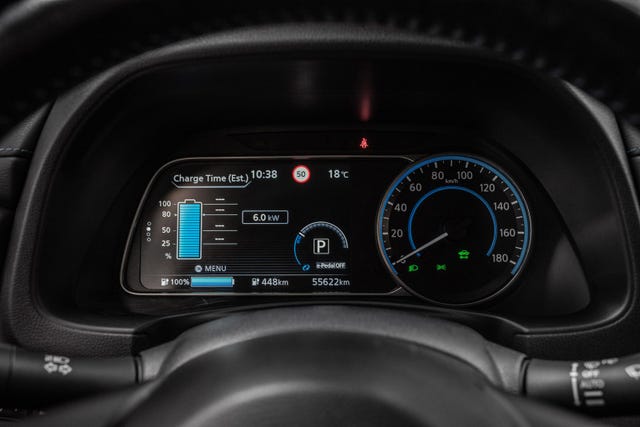 2019 NISSAN LEAF - 19