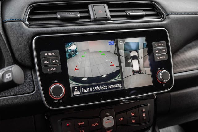 2019 NISSAN LEAF - 24