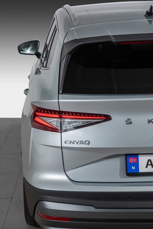 2022 SKODA ENYAQ - 8